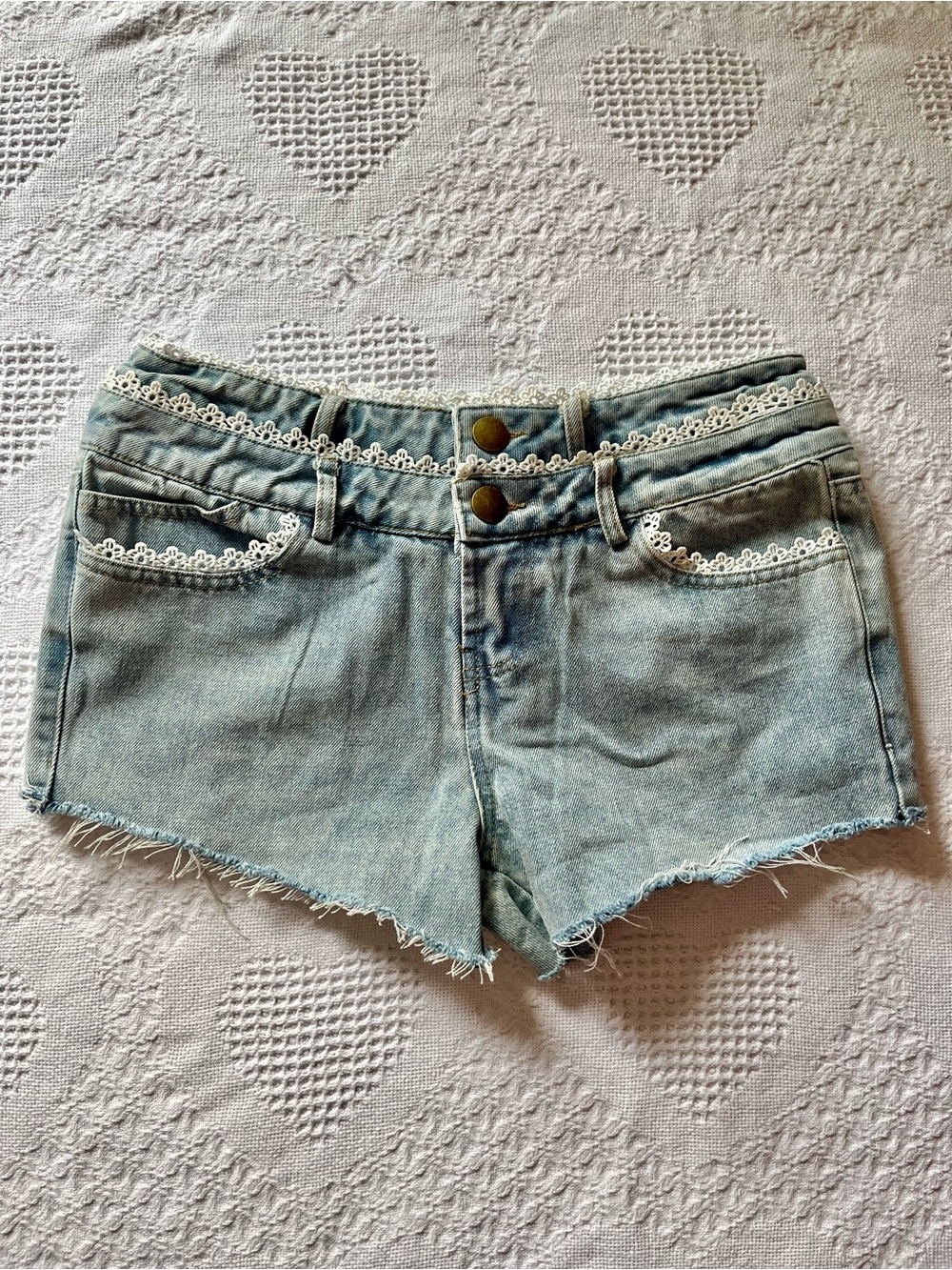 VENUS Light Wash Denim Shorts Double Belt Loops, White Lace Trim, Red Embroidery